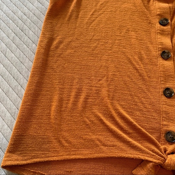 Target Ava Viv 1X Tie Front Top-super cute! - Picture 2 of 7